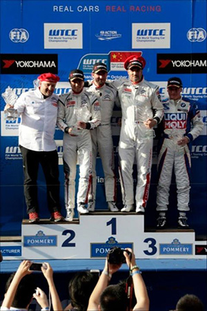 Race of China：レース1 表彰台優勝 J.ロペス、2位 M.チンホワ、3位 Y.ミュラー